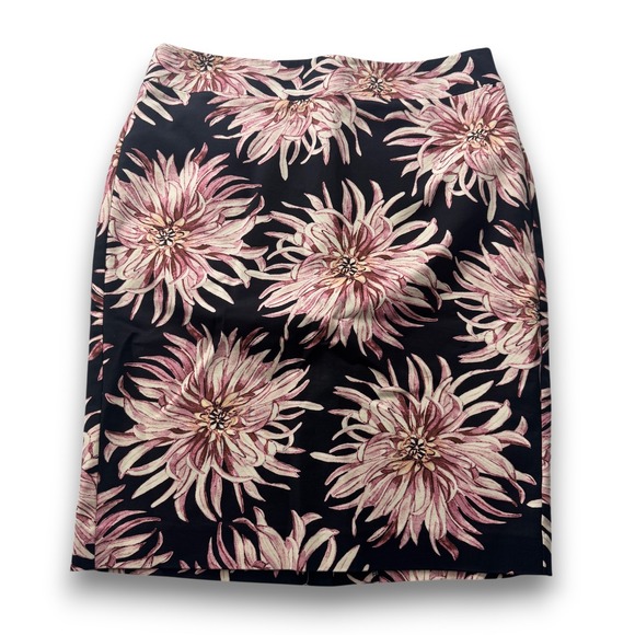 Ann Taylor Factory Dresses & Skirts - Ann Taylor Factory Floral Pencil Skirt Navy Pink Chrysanthemum Size 8 536-A28256